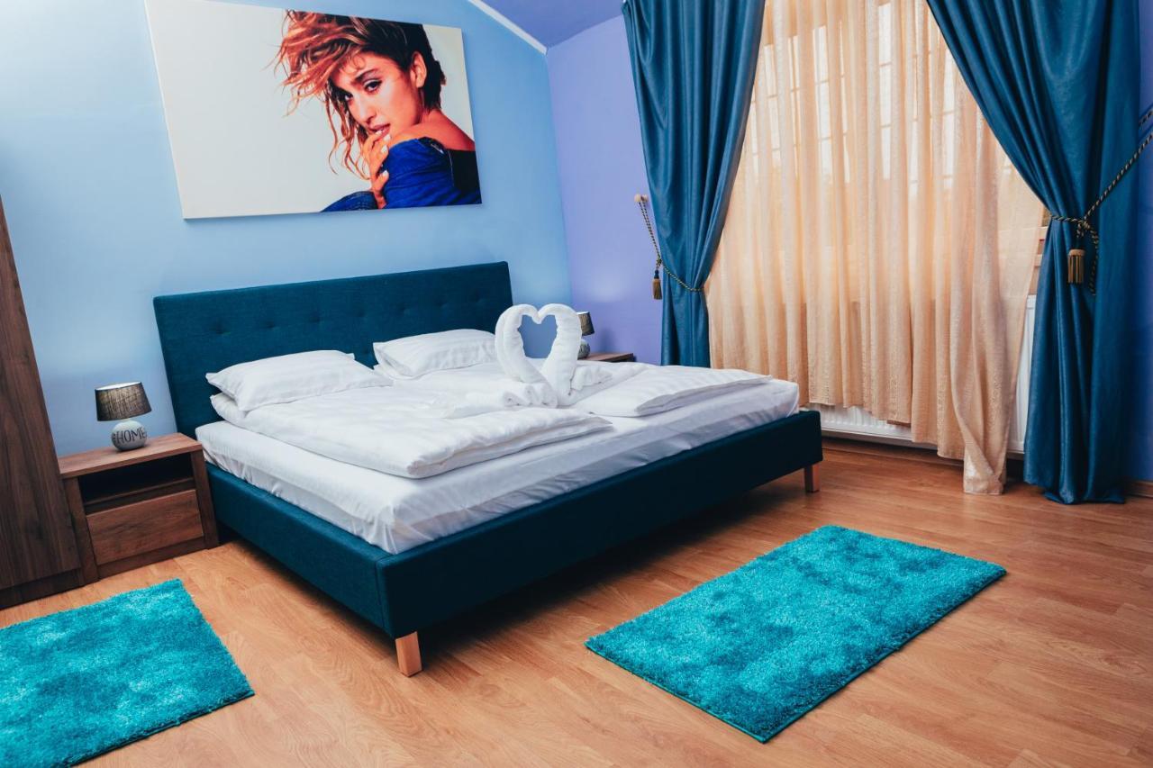 Guitar - Camere De Inchiriat Sibiu Dış mekan fotoğraf